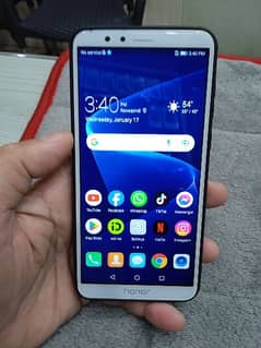 Honor 7x 4+64 for sale with complete box . 03334812233