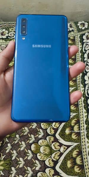 SAMSUNG GALAXY A7 4 RAM 64GB MEMORY 0