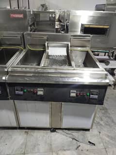 we have al fryer New availabl/fryer/pizza oven/conveyor/hotplate/grill