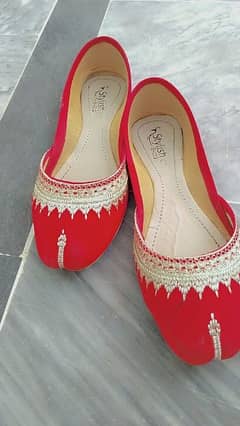 Red coloured embroided khussa