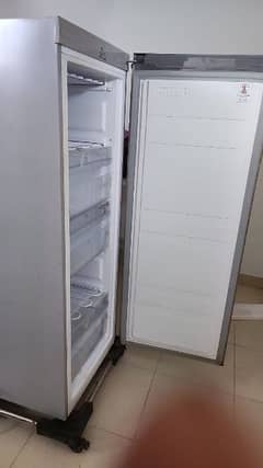 Homage one door freezer
