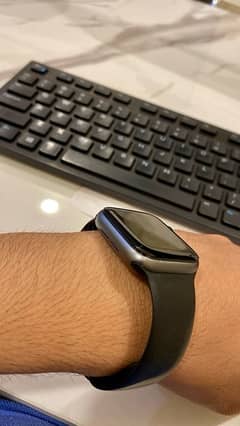 Apple Watch Series 4 Mint Condition