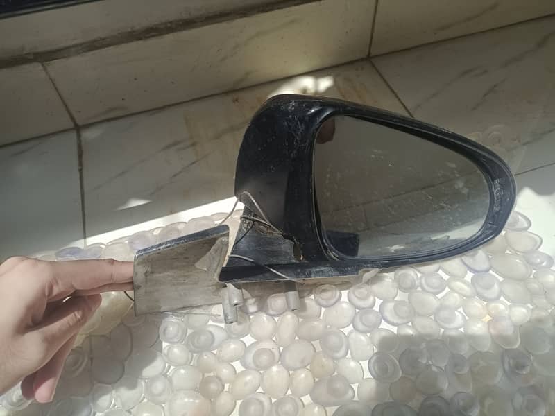 Toyota aqua side mirror right side 1 pc 2