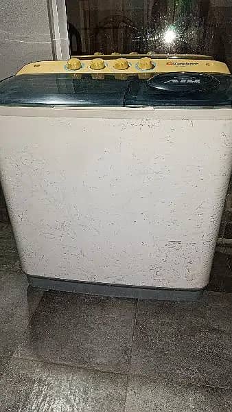 Dawlence Washing Machine plus Dryer in Lahore 3