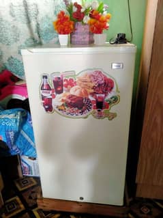 Haier HR-136WL Refrigerator