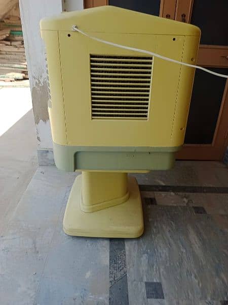 Air Cooler excelent condition.  Low power consumption. 7