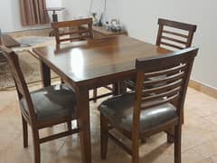 Dinning  table  shesham wood  with four chairs