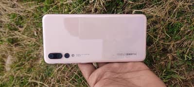 huawie p20 pro good condition