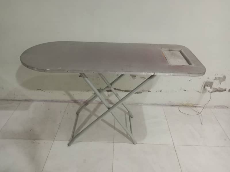 isthri Table For Sale 4