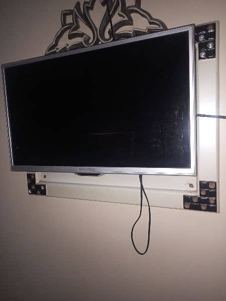 LED TV 0