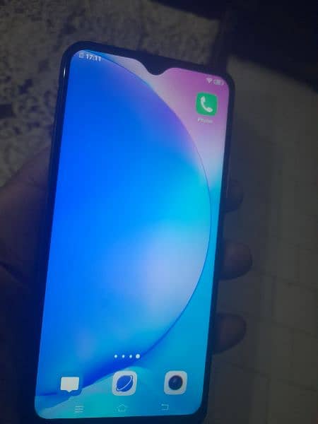 A Vivo Mobile phone Y17  8 GB /  256 GB. 0