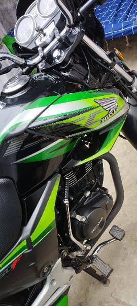 CB 150f 2018 12