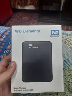 WD elements 320 gb hard drive with xbox 360 games