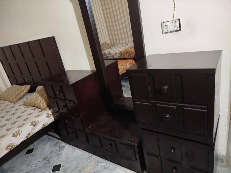 bed / king size bed / doube bed / bed set for sale / wooden bed set 1