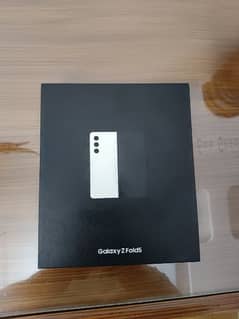 Samsung galaxy Z Fold 5 new box pack