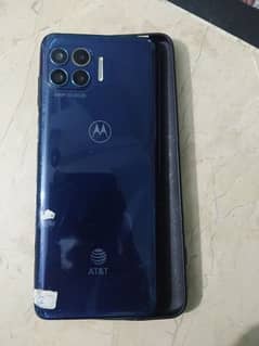 Motorola one5G 4,128
