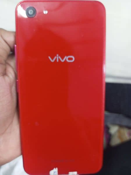 VIVO Y83 4