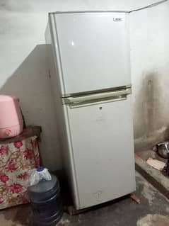 Orient fridge 03089177197