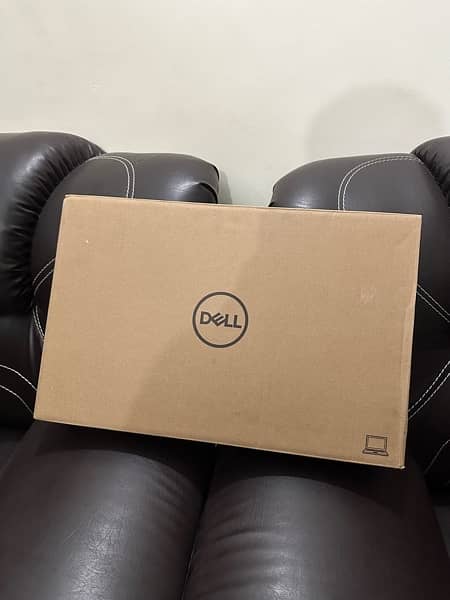 Dell Vostro 3520 i7 12th Gen 8GB 512GB 0