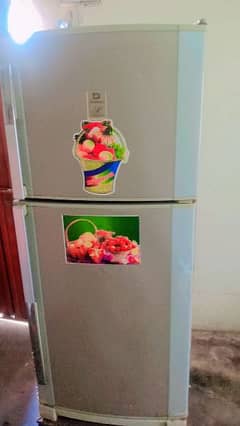 Dawlnce Refrigerator Big size v. good cooling All OK. .