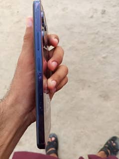infinix note 30 45W fast charing 10 by 10 conditions back full shine h