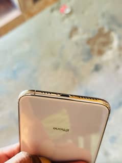 iPhone xs max 512gb Pta approved