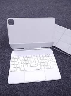 Apple magic keyboard for iPad Pro and iPad Air