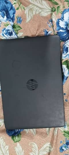 HP Laptop 840
