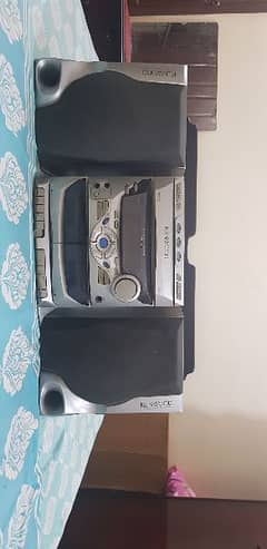 Kenwood Cassette Player Compact Disc Stero System