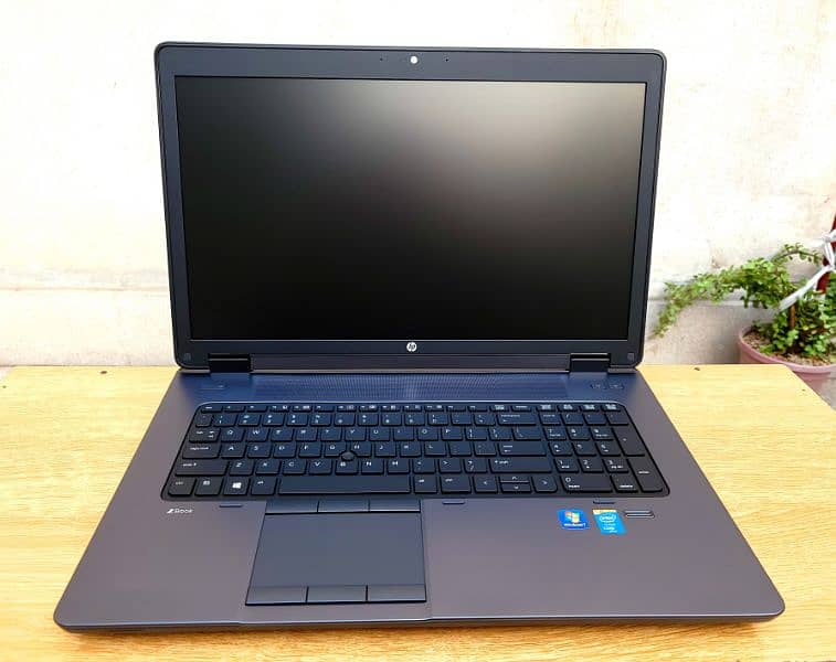 HP ZBOOK Workstation Core i7 4th Gen / HP Gaming Laptop Box Open 1
