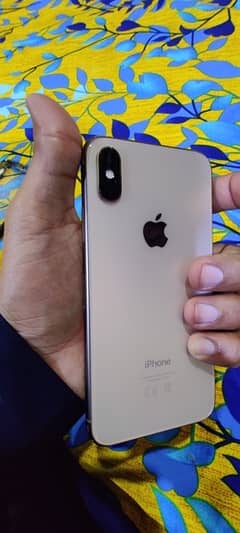 i phone xs 256gb golden coundtion 10/10 2ual sim pta proved