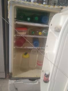 Mini room fridge