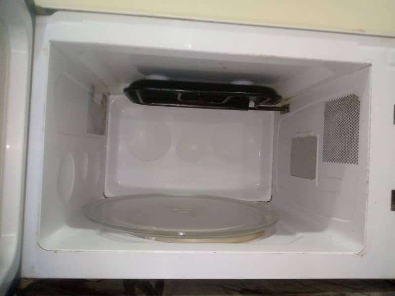 Dawlance full size microwave with grill/03164516319 4