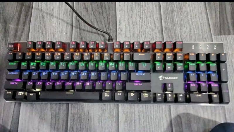 G Clicker Mechanical Keyboard Just used for cheaking 0