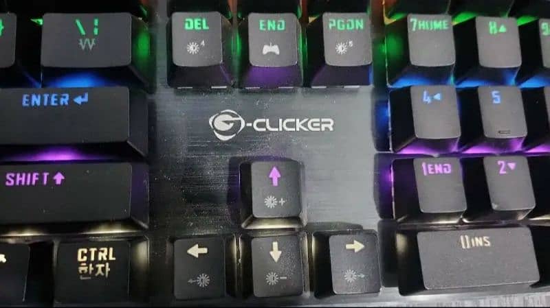 G Clicker Mechanical Keyboard Just used for cheaking 2