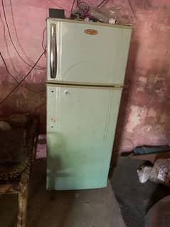 Refrigerator for sale in Good condition only minor leakage