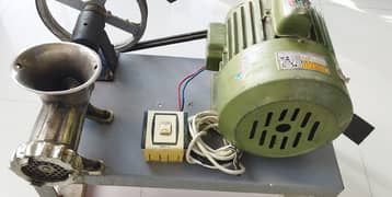 Mincing (Qeema) machine for sale 1hp Motor 100% Coper.