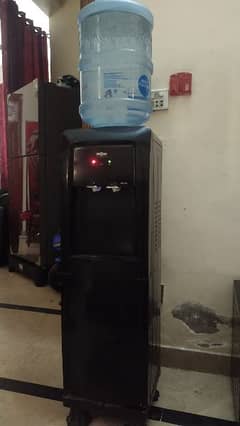 Nasgas Water Dispenser for Sale in good condition