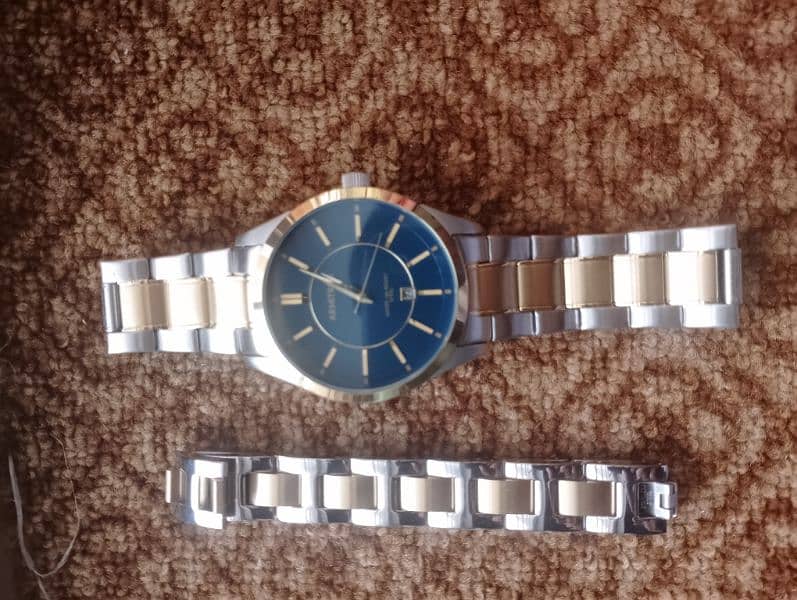 Brand New watch baying USA 03005083703 3