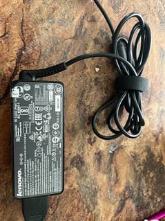 Lenovo  charger  resnable  price