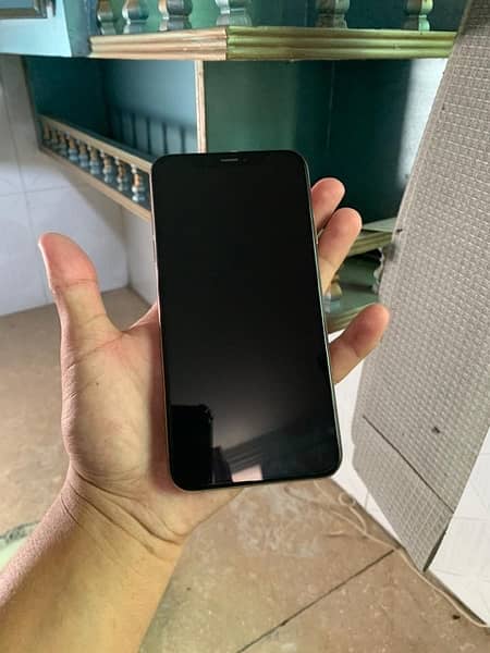 iphne xs Max non pta 5