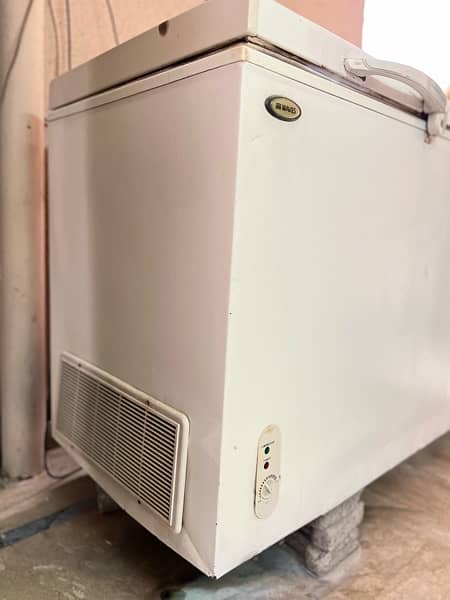 Deep Fridge and Freezer waves double door 6