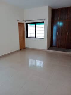 10-Marla 02-Bed Tile Flooring Upper Portion Available For Rent in Old Officers Colony Saddar Lahore Cantt.