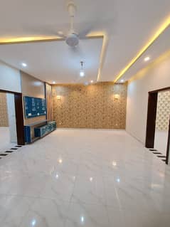 Luxurious 10 Marla Brand New House for Sale in Iqbal Block, Sector E, Bahria Town Lahore 0