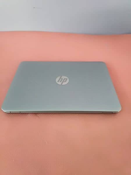 Hp Elitebook 820 G3 i5 6th generation Touch screen 3