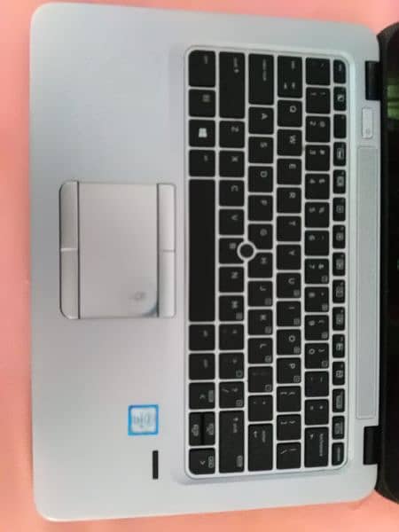 Hp Elitebook 820 G3 i5 6th generation Touch screen 4