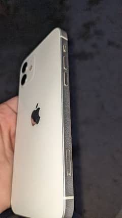 Iphone 12 64 Gb factory unlocked with box Genuine 0