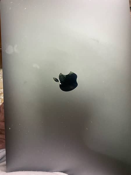 MacBook Pro 2017 13 Inch 4