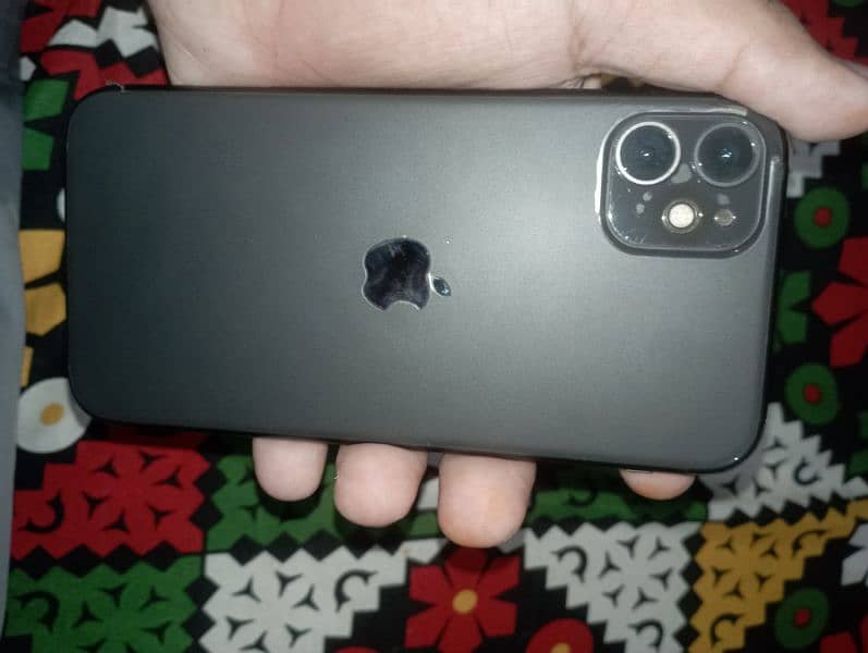 iPhone 11 non pta with screen dot 2