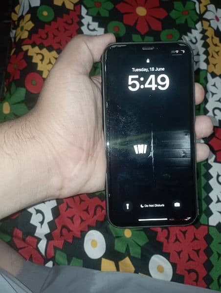 iPhone 11 non pta with screen dot 3